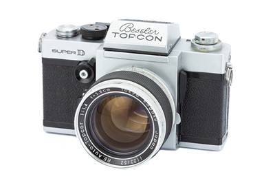 Lot 236 - A Tokyo Kogaku Beseler Topcon Super D 'U.S. Navy' SLR Camera
