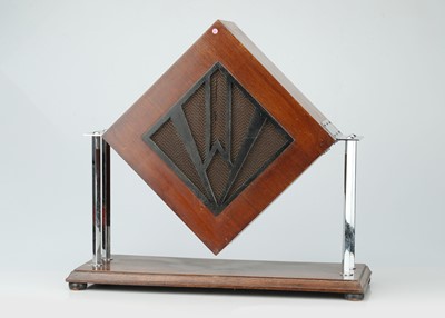 Lot 121 - Radio