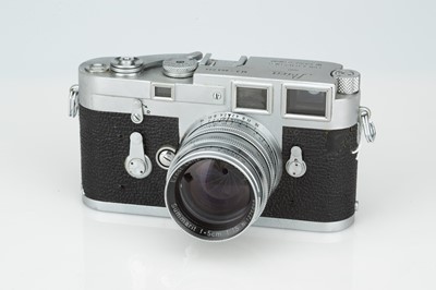 Lot 379 - A Leica M3 Rangefinder Camera