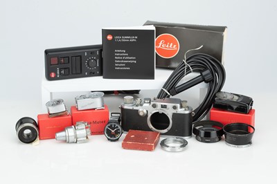 Lot 355 - A Leica IIIc 35mm Rangefinder Camera