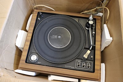 Lot 102 - A Garrard 86 Mk II Turntable