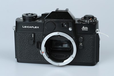Lot 49 - A Leica Leicaflex SLR Body