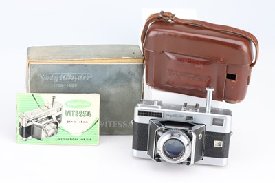 Lot 139 - A Voigtlander Vitessa Rangefinder Camera