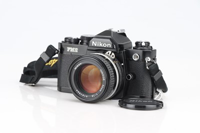 Lot 99 - A Nikon FM2 SLR Camera