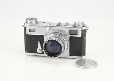 Lot 104 - A Contax II 35mm Rangefinder Camera