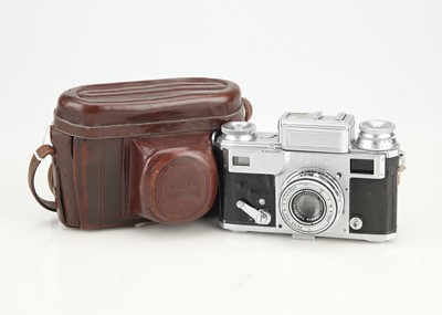 Lot 105 - A Contax III 35mm Rangefinder Camera