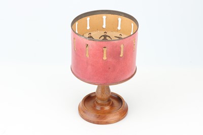Lot 196 - A Early Twentieth Century Zoetrope