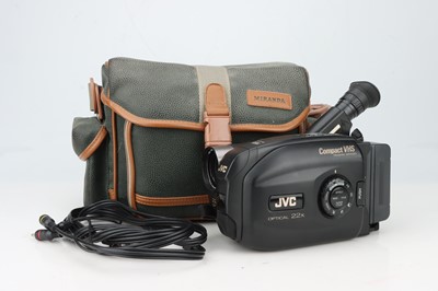 Lot 391 - A JVC GR-AX280 Compact VHS-C Video Camera