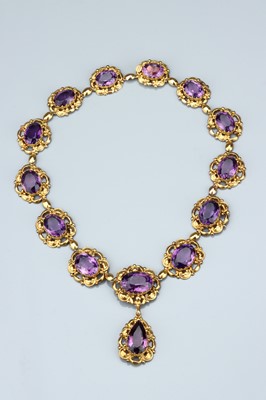 Lot 131 - A Mid-Victorian Amethyst Riviére Necklace