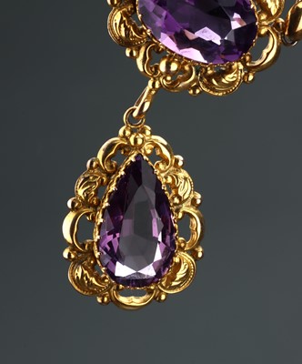 Lot 131 - A Mid-Victorian Amethyst Riviére Necklace