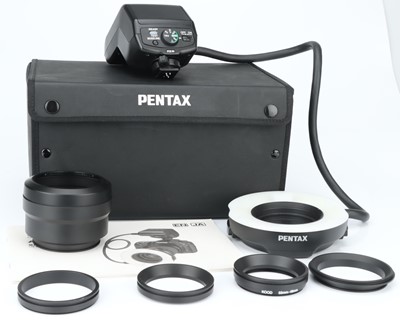 Lot 692 - A Pentax AF160FC Auto Macro Flash