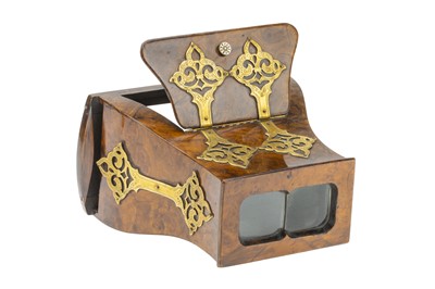 Lot 258 - A Fine Gothic Brass Bound Brewster-Pattern Stereo Viewer