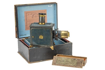 Lot 266 - Childs Toy Magic Lantern