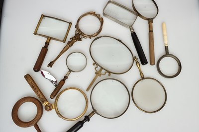 Lot 33 - A Collection of 12 Magnifying Glasses