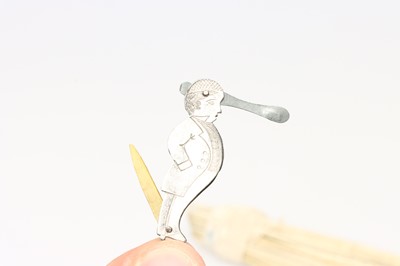 Lot 18 - Toothpicks and a Fan