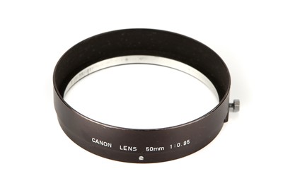 Lot 1084 - A Canon f0.95 50mm Lens Hood