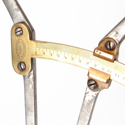 Lot 44 - Cranial Callipers, Gestation Calculator & Embryoscope