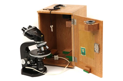 Lot 31 - A Nikon Binocular Microscope
