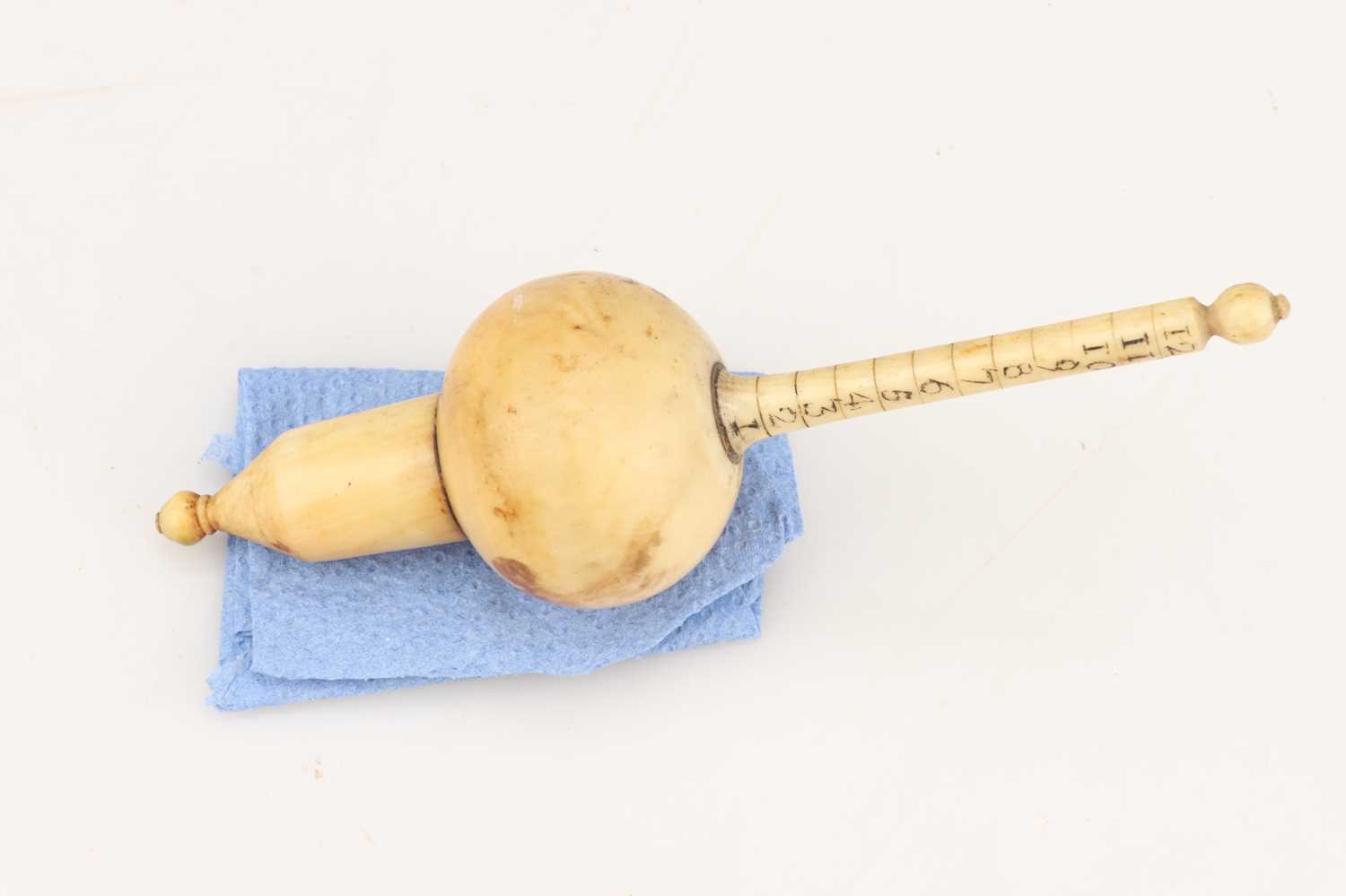 Lot 94 - An Ivory Boyle Pattern Hydrometer