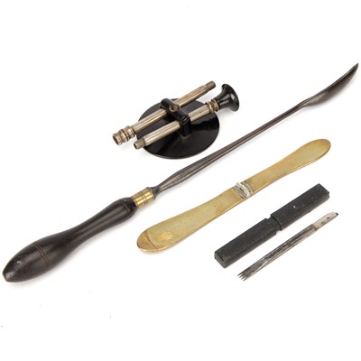 Lot 47 - A Serrated Uterine Curette & Other Items