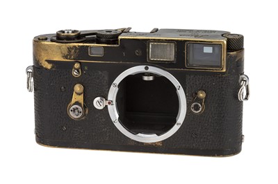 Lot 18 - A Leica M2 Rangefinder Body