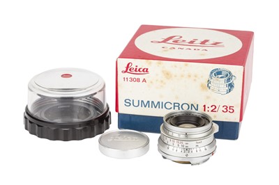 Lot 40 - A Leitz Summicron f/2 35mm Lens