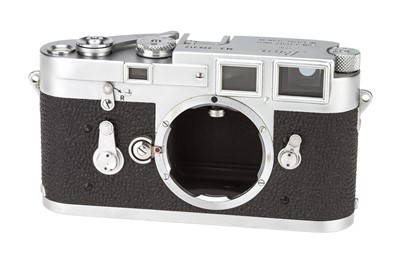 Lot 21 - A Leica M3 Rangefinder Body