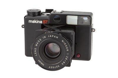 Lot 127 - A Plaubel Makina 67 Medium Format Rangefinder Camera
