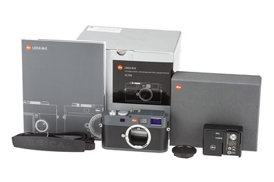 Lot 35 - A Leica M-E Digital Rangefinder Camera