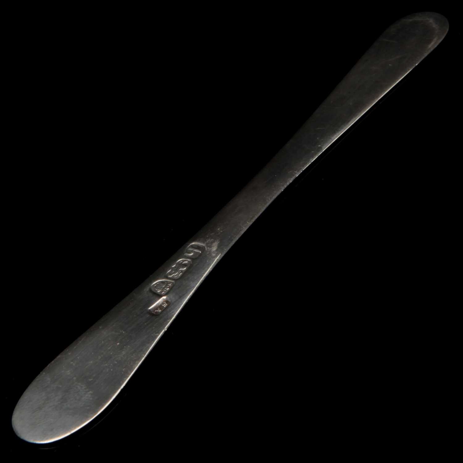 Lot 5 - A George III Silver Tongue Depressor