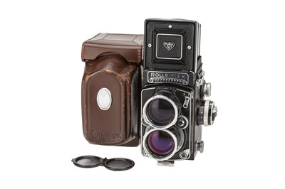 Lot 130 - A Rollei Tele-Rolleiflex Medium Format TLR Camera