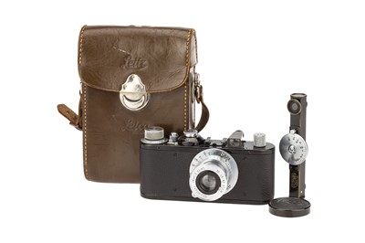 Lot 1 - A Leica Standard Model E Camera