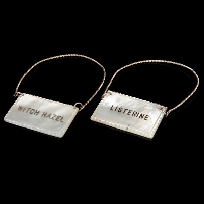 Lot 50 - A Pap Boat in Horn & Mother of Pearl Items