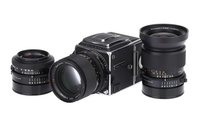 Lot 192 - A Hasselblad 2000FC Medium Format SLR Camera Outfit