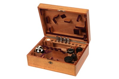 Lot 38 - A Leitz Fluorescence Attachment & Objectives for an Ortholux Microscope