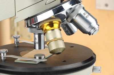 Lot 48 - A Lomo P11Y42 Microscope Outfit