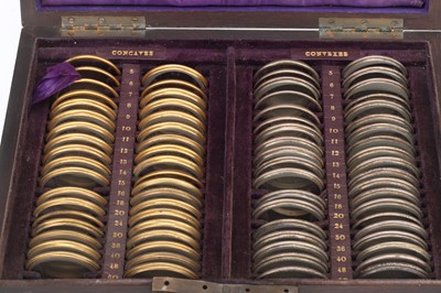Lot 5 - 19th Century Opticians Trial Set