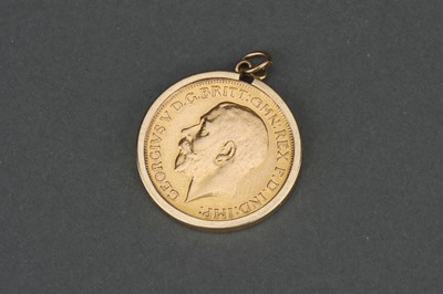 Lot 52 - 1914 Full Sovereign Gold Coin