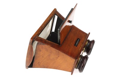 Lot 263 - A Brewster-Type Stereoscope &  Plate Camera Focus Viewer