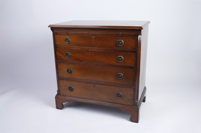 Lot 136 - A George III Mahogany Bachelor's Chest
