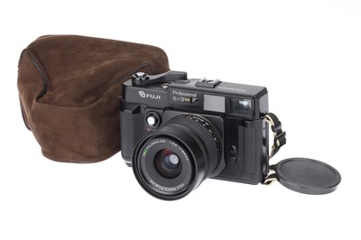 Lot 342A - A Fuji Professional GSW690II Rangefinder Camera