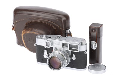 Lot 28 - A Leica M3 Rangefinder Camera