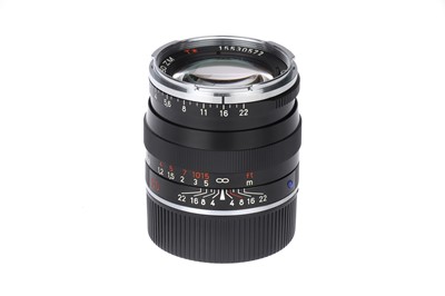 Lot 67 - A Carl Zeiss Planar ZM T* f/2 50mm Lens
