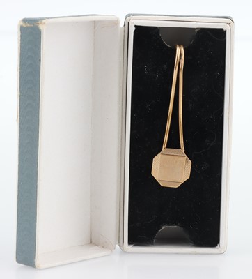 Lot 26 - A 9 ct Gold Tie Clip