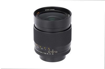 Lot 186 - A Carl Zeiss Distagon T* f/1.4 35mm Lens