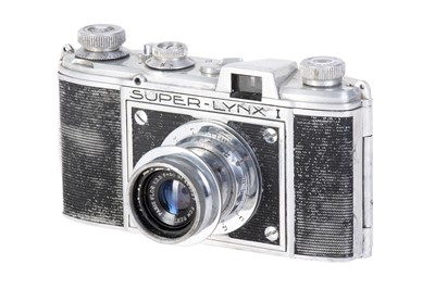 Lot 103 - A Pontiac Super Lynx I Camera