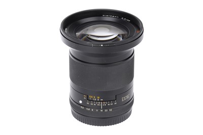 Lot 212 - A Carl Zeiss Distagon T* f/3.5 35mm Lens