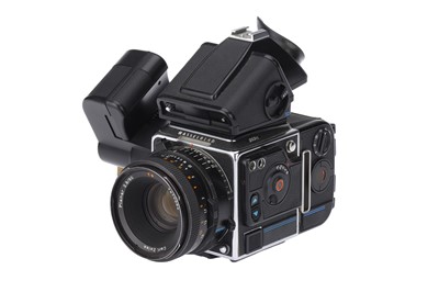 Lot 197 - A Hasselblad 203FE Medium Format Camera