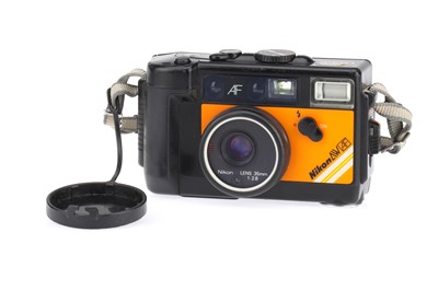 Lot 153 - A Nikon L35AW 35mm All Weather Compact Camera