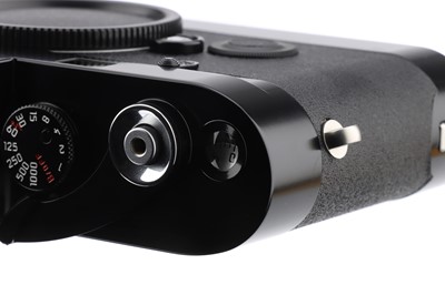 Lot 46 - A Leica MP 0.72 Black Rangefinder Body